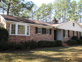 21 Pine Valley Cir, Moultrie, GA 31768-5853