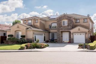 2312 Trenton Ave, Clovis, CA 93619-4214