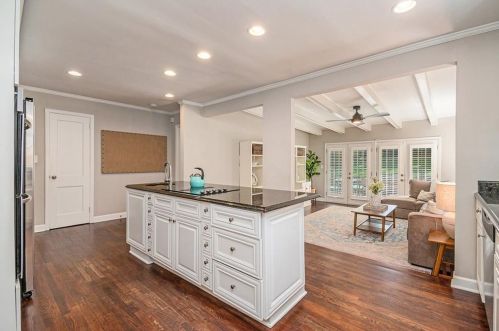 1755 Helen Dr, Atlanta GA  30306-3105 exterior