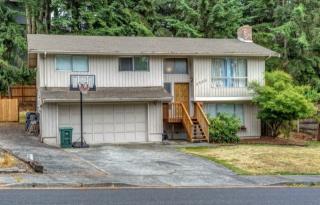 3400 Illinois Ln, Bellingham, WA 98226-4238