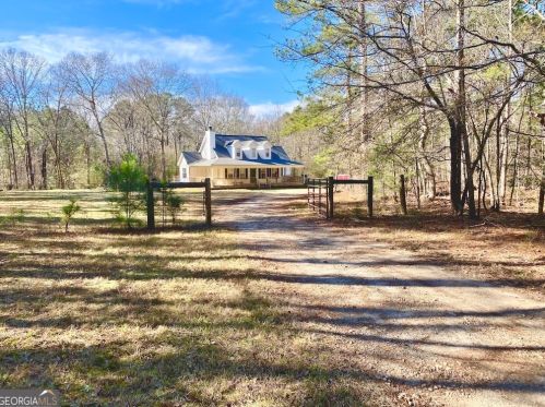 318 Garr Rd, Jackson, GA 30233-6466