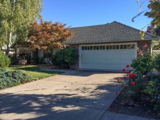 45 Vintage Cir, Applegate, OR 97530-9751