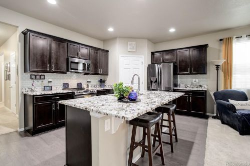 13671 Spruce St, Denver, CO 80602-8492
