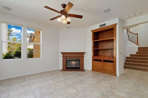 309 Tall Oak, Irvine CA  92603-0673 exterior