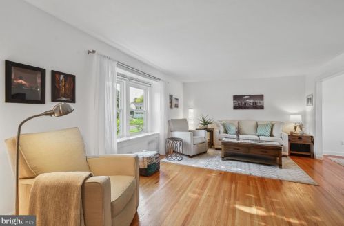 61 Misty Morn Ln, Trenton NJ 08638-1819 exterior