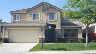 1069 Athens St, Manteca, CA 95337-7948