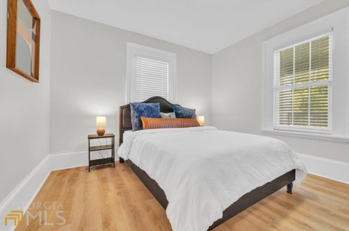 1392 Bryan Ave, Atlanta GA  30344-2665 exterior