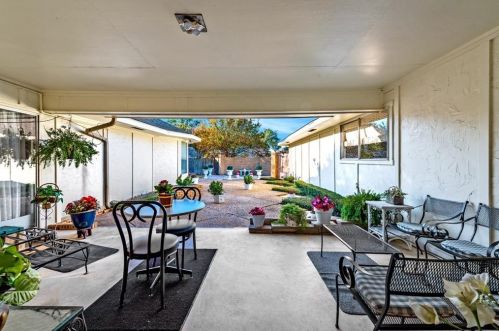 9020 Dunmore Dr, Dallas, TX 75231-4008