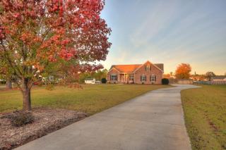 222 Oakmont Dr, Hampstead, NC 28443-3529