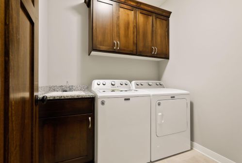 115 Greenwood St, Saint Paul MN  55115-2247 exterior