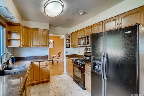 7756 Trenton Ct, Englewood CO 80112-2636 exterior