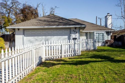 352 Acacia Ave, Manteca, CA 95336-4509