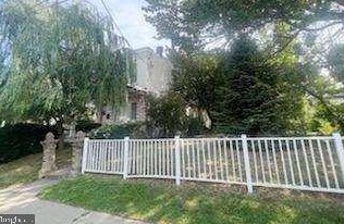 5817-19 Jackson St, Philadelphia PA  19135-4029 exterior