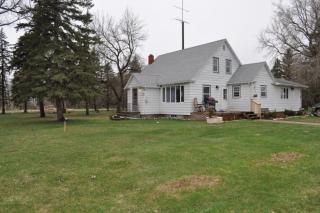450 106th Ave, Hannaford, ND 58448-9414