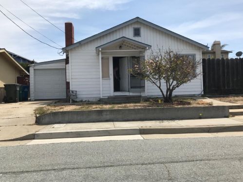 1288 Judson St, Seaside, CA 93955-5555
