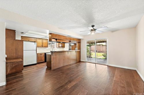 522 Hanover St, Anaheim CA  92801-5007 exterior