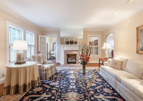 190 Bolling Rd, Atlanta, GA 30305-3105