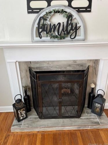 75 Deming St, Wapping CT  06074-3613 exterior