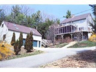 44 Lakeview Dr, Nottingham, NH
