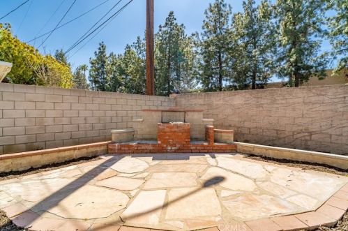 3692 Artesian St, Riverside CA  92503-4125 exterior