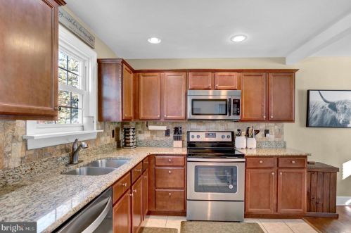 520 Haines Rd, York PA 17402-3505 exterior