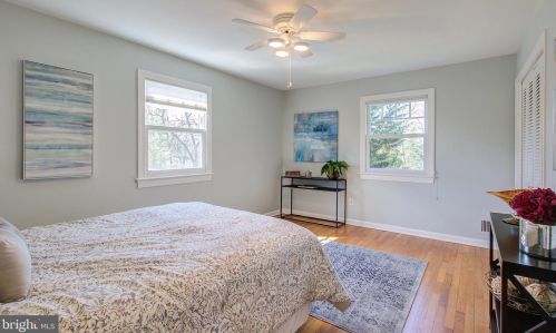 24 Pine Ave, Silver Spring MD 20912-4677 exterior