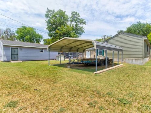 1602 Crest Ridge Dr, Dallas TX  75228-3203 exterior