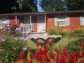 4554 Richard Rd, Conley, GA 30288-2211