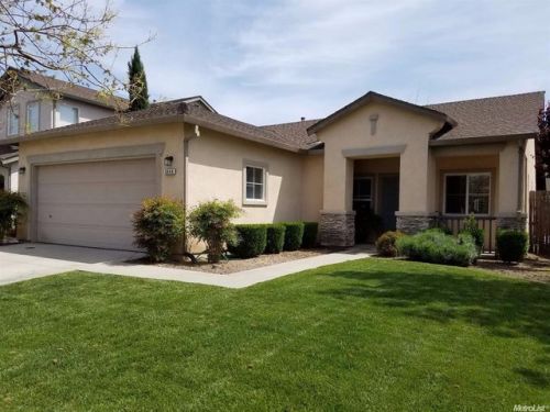 2440 Carnival Dr, Turlock, CA 95380-8416