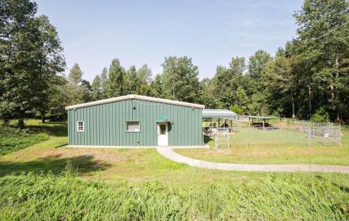 590 James Maxwell Rd, Commerce, GA 30529-7242