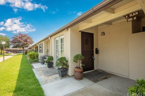 1671 Interlachen Rd, Seal Beach, CA 90740-4283