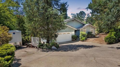 2726 Blackbart Dr, Valley Springs, CA 95252-9214
