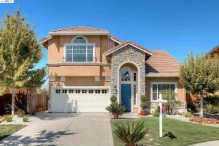97 Pebble Ct, Los Angeles, CA 94513-5637
