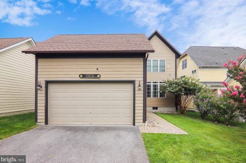 13509 Moonlight Trail Dr, Silver Spring MD 20906-6700 exterior