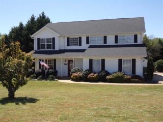 268 Red Fox Ln, Chesnee, SC 29323-8614