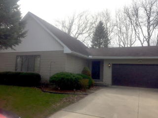 404 Edwards Ave, Galesburg, IL 61401-3269