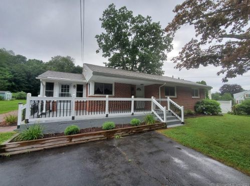 339 West St, Middletown CT  06457-4008 exterior