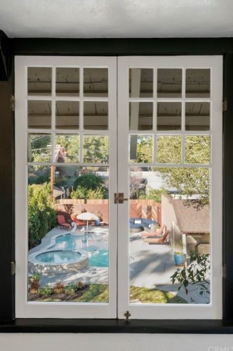 4465 5th St, Riverside CA  92507-4110 exterior