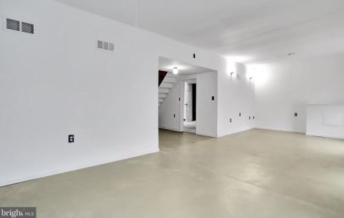 1378 Valley Rd, Berkeley Springs WV  25411-4801 exterior