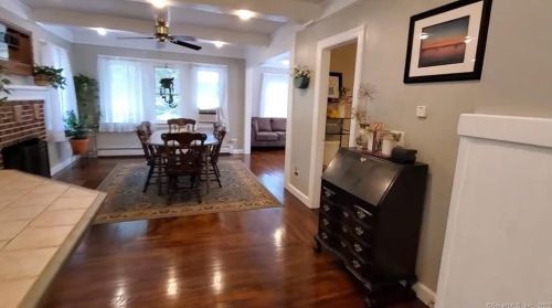 191 Maple St, Killingly CT  06239-2725 exterior