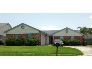 2004 Killington Dr, Harvey LA  70058-5421 exterior