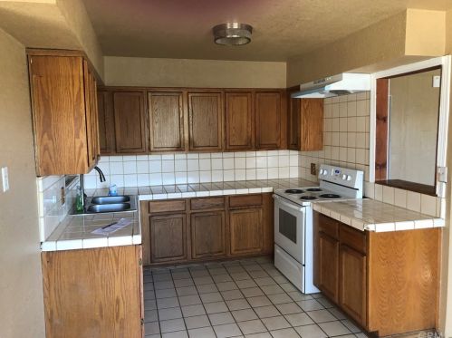 4934 Thesta St, Fresno, CA 93726-0347
