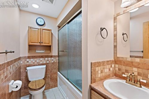 84 Pne Ln, Woodland Park CO 80863-9535 exterior