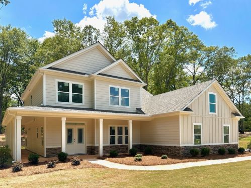 134 Austin Storey Cir, Newnan, GA 30263-3788