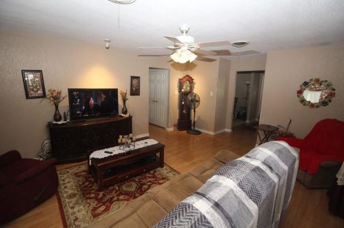 224 Meadowlawn St, Morgans Point TX  77571-7339 exterior