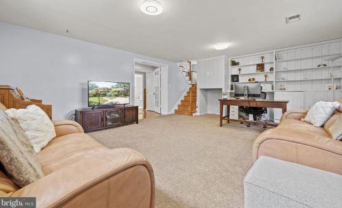 1614 Tilton Dr, Silver Spring MD 20902-4010 exterior