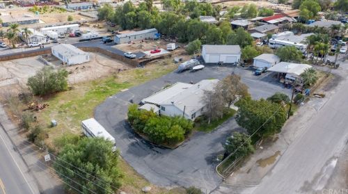 18550 Decker Rd, Perris, CA 92570-9715