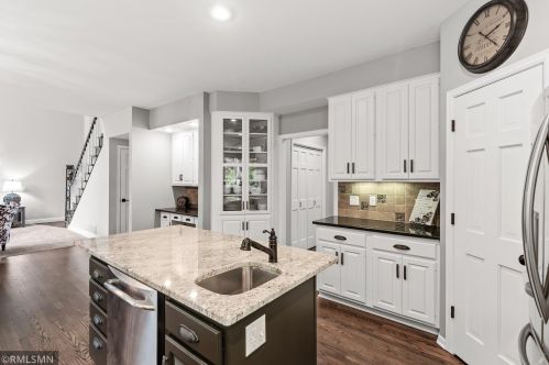 13470 Geneva Way, Saint Paul MN  55124-8594 exterior