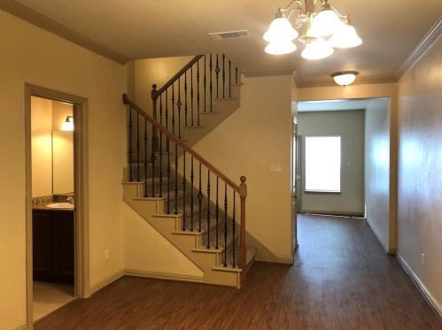 1518 Aldra Dr, Fort Worth TX  76120-4236 exterior