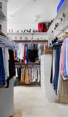 8300 Chalk Knl Dr, Austin TX  78735-1703 exterior